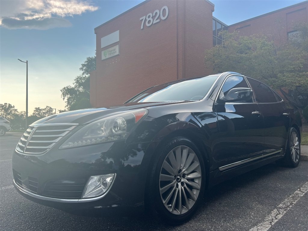 Used 2015 Hyundai Equus Signature RWD image 1