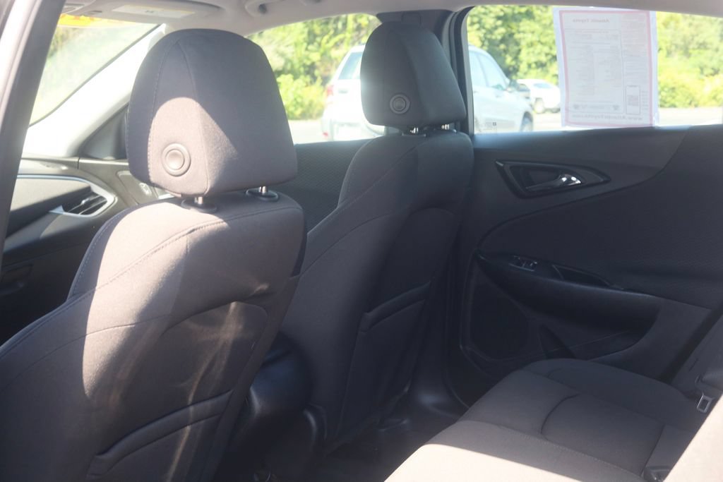 Used 2018 Chevrolet Malibu LS FWD image 30
