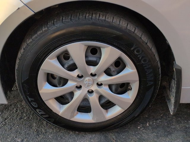 Certified 2022 Toyota Corolla LE image 10