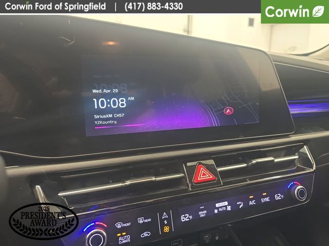 Used 2023 Kia Niro EX w/ EX Cold Weather Package FWD image 21