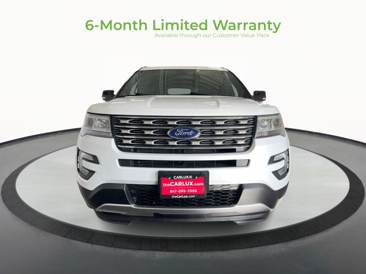 Used 2017 Ford Explorer XLT AWD/4WD image 2