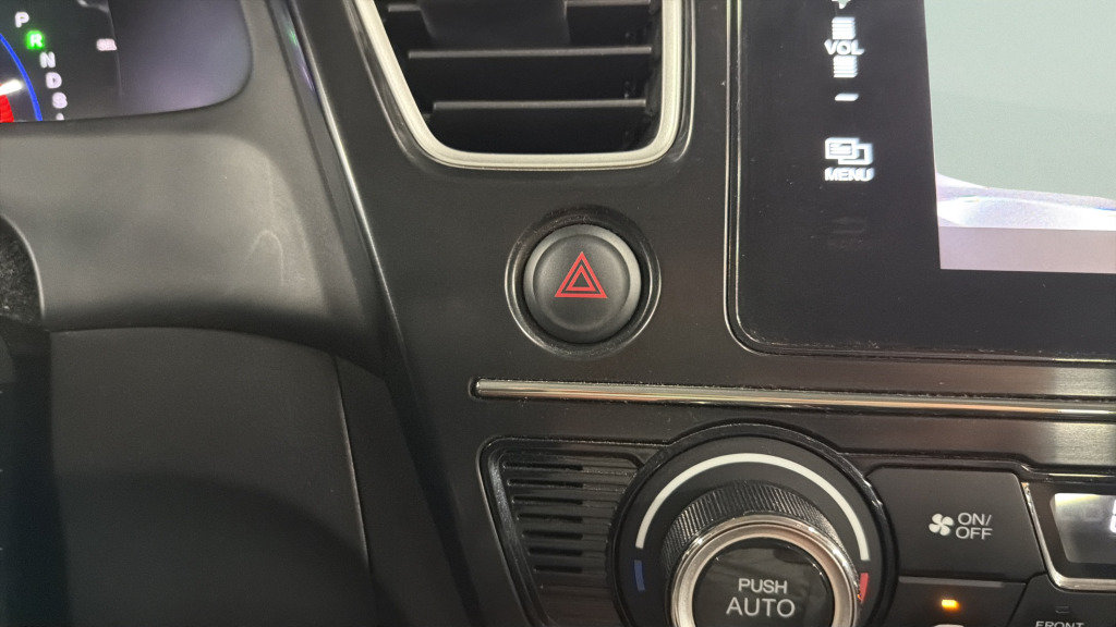 Used 2015 Honda Civic SE image 30