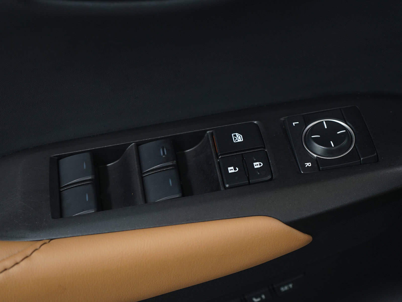 Used 2015 Lexus NX 200t AWD w/ Premium Package image 22