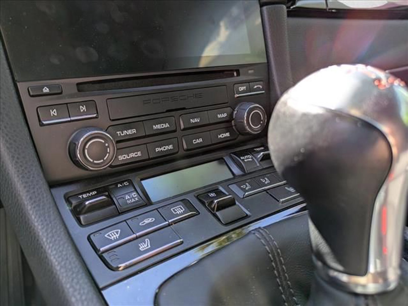 Used 2021 Porsche 718 Boxster image 11