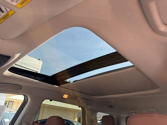 New 2026 Nissan Pathfinder Platinum AWD/4WD image 36