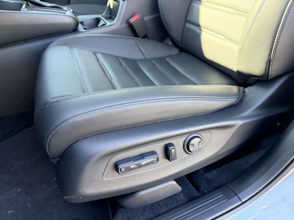 Used 2026 Honda CR-V EX-L image 18