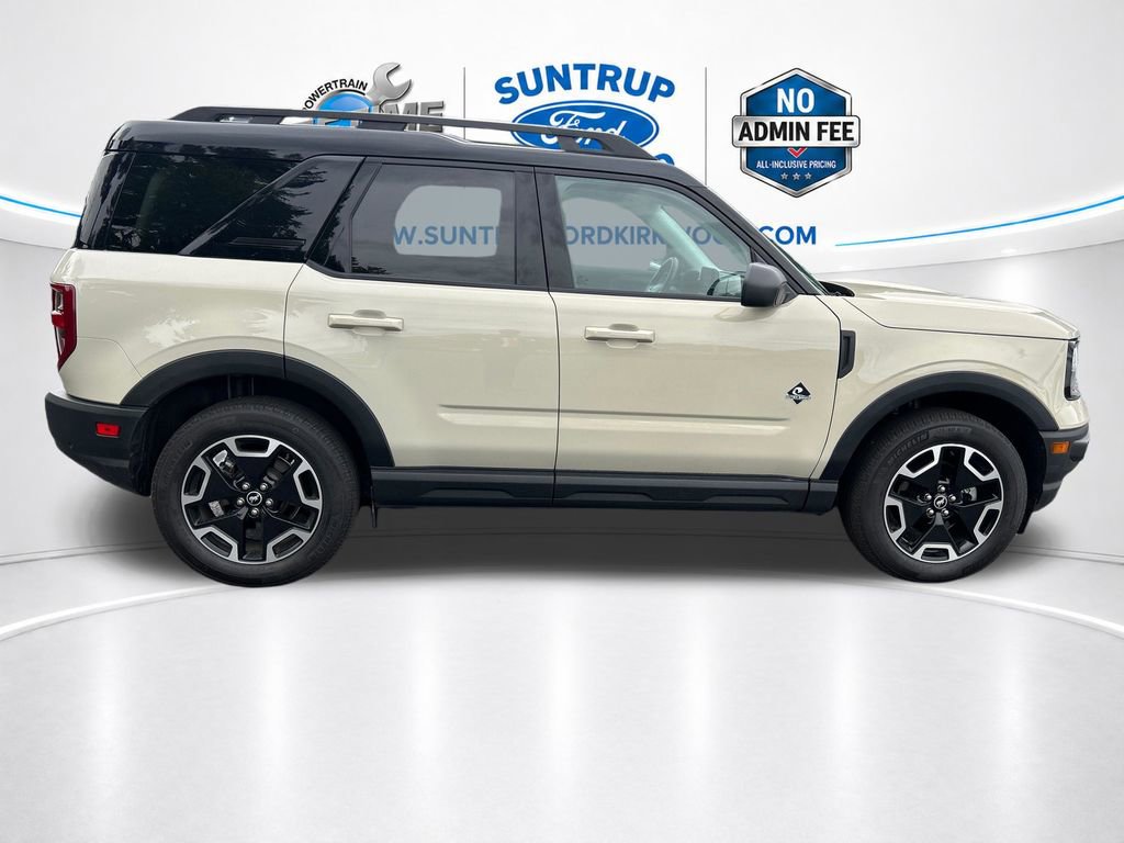 Used 2024 Ford Bronco Sport Outer Banks w/ Tech Package AWD/4WD image 8