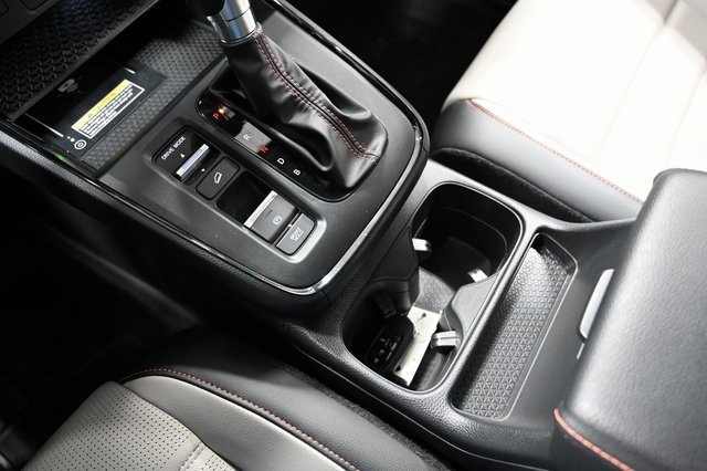 Used 2025 Honda CR-V Sport Touring image 19