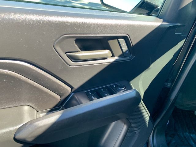 Used 2023 Chevrolet Colorado W/T image 17