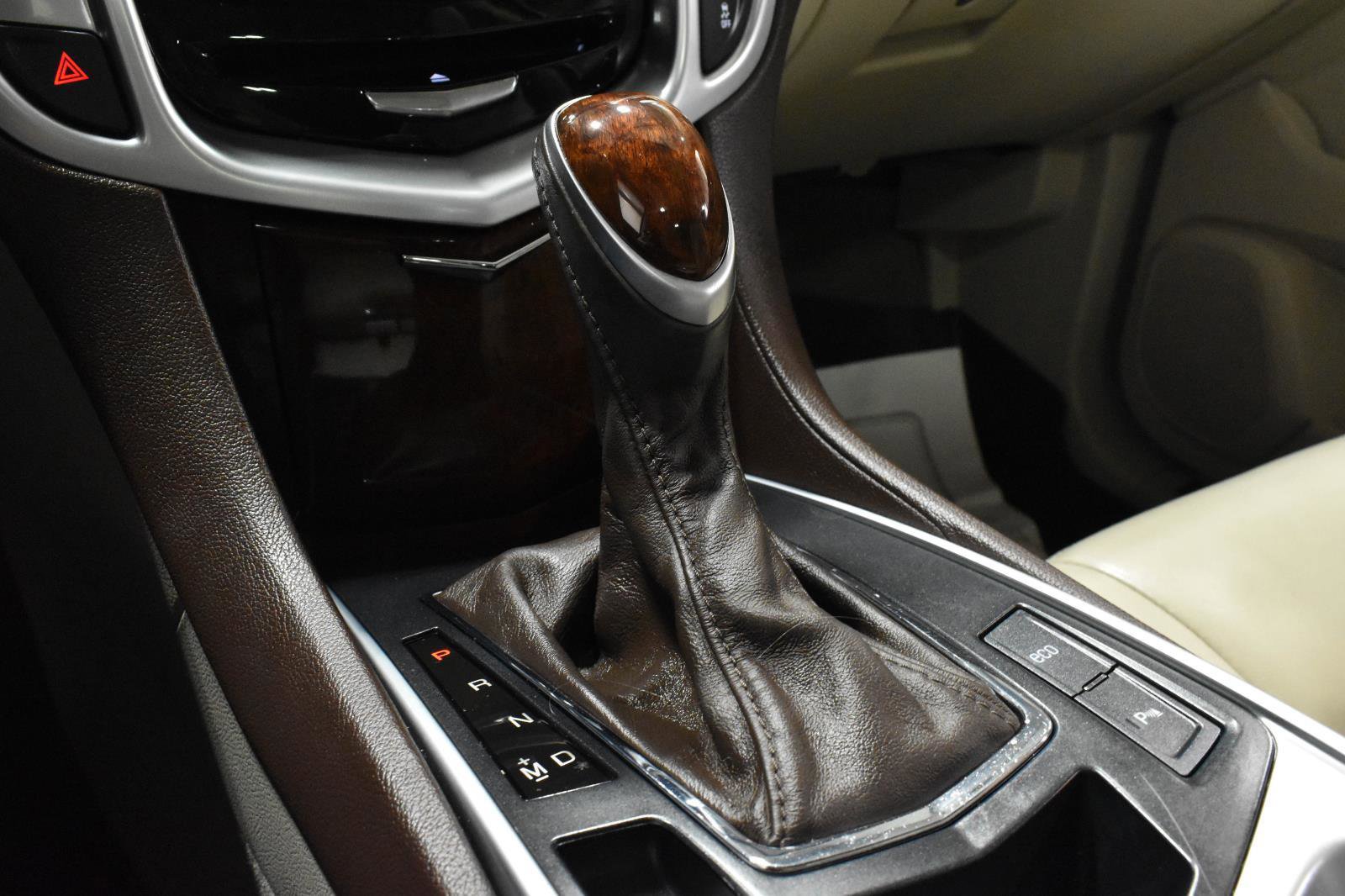 Used 2016 Cadillac SRX Luxury image 20