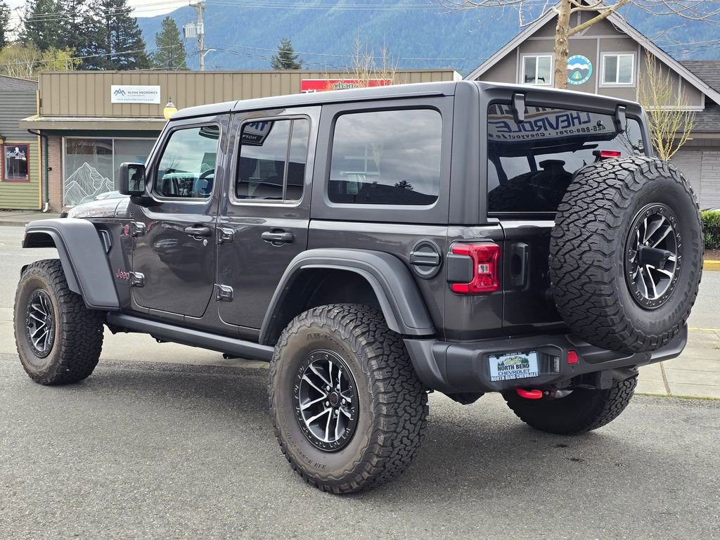 Used 2024 Jeep Wrangler Unlimited Rubicon w/ XTREMEE 35" Tire Package image 7