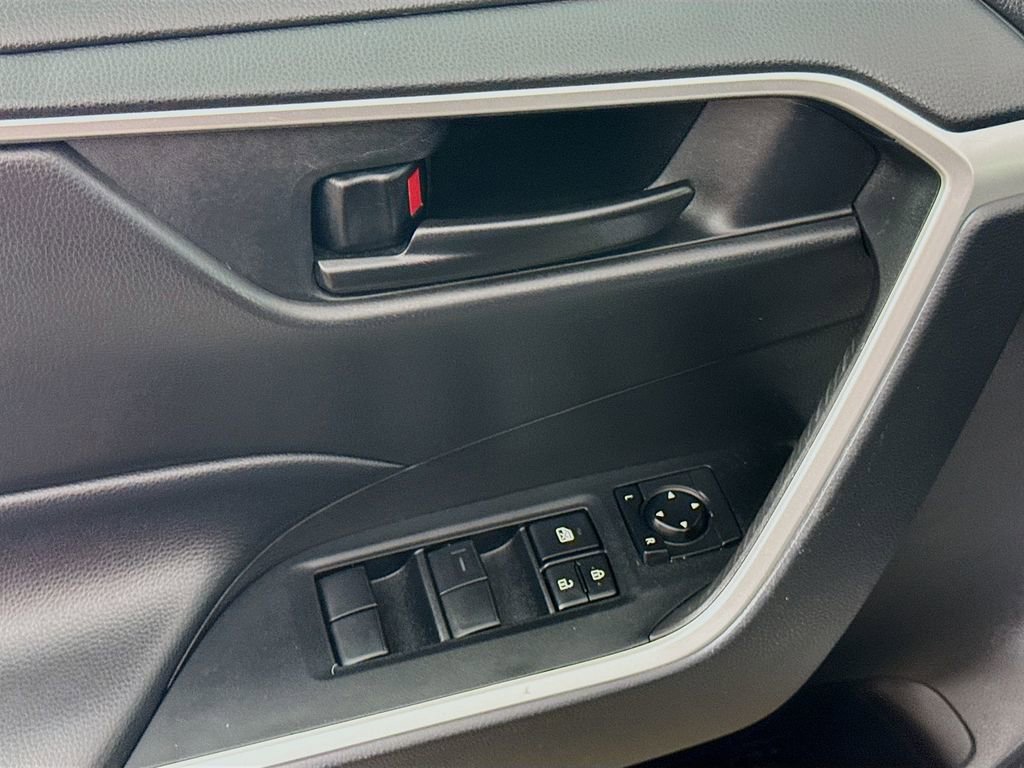 Certified 2023 Toyota RAV4 LE image 12