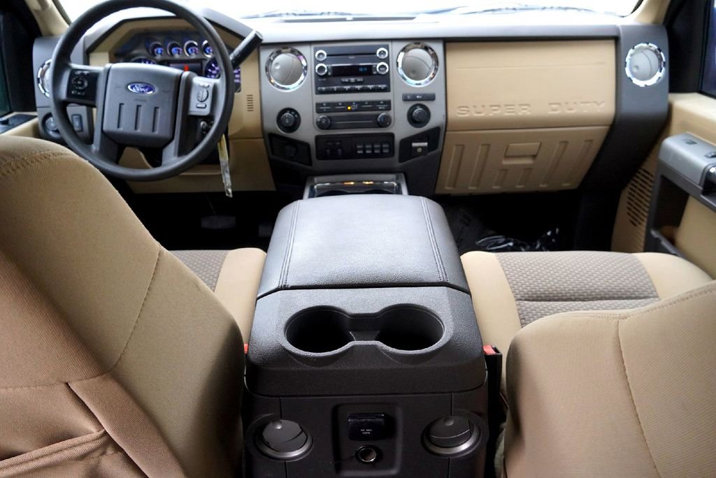 Used 2015 Ford F250 XLT w/ XLT Premium Package image 27