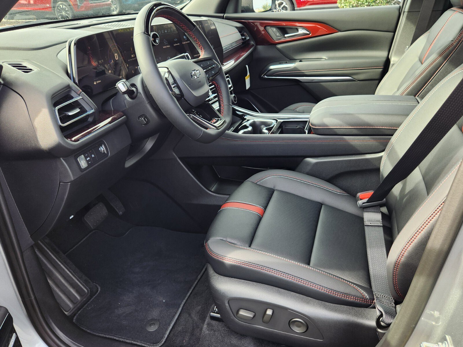 New 2026 Chevrolet Traverse RS image 5