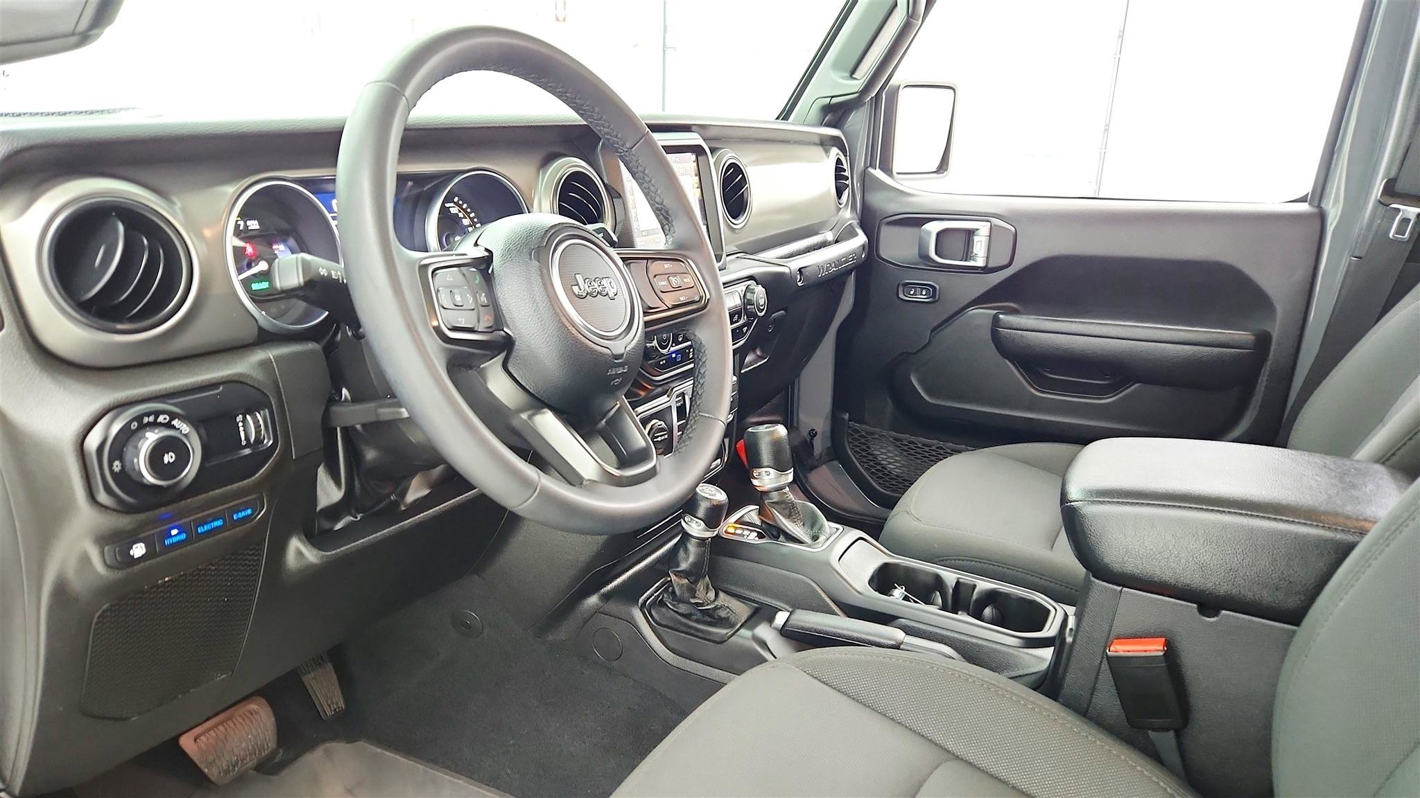 Used 2023 Jeep Wrangler Unlimited w/ 8.4" Radio Group AWD/4WD image 25