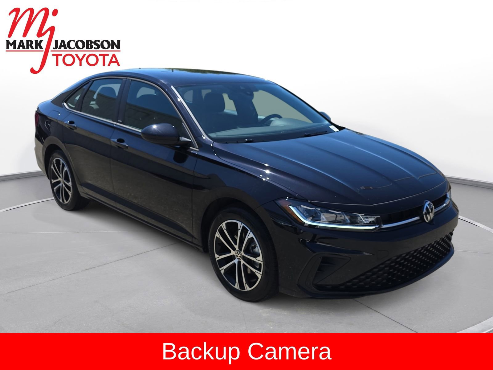 Used 2025 Volkswagen Jetta Sport FWD image 4