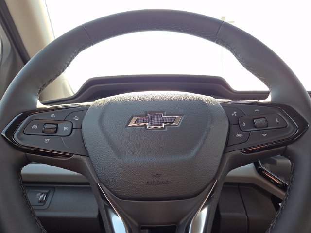 New 2027 Chevrolet Bolt LT w/ Comfort Package FWD image 24