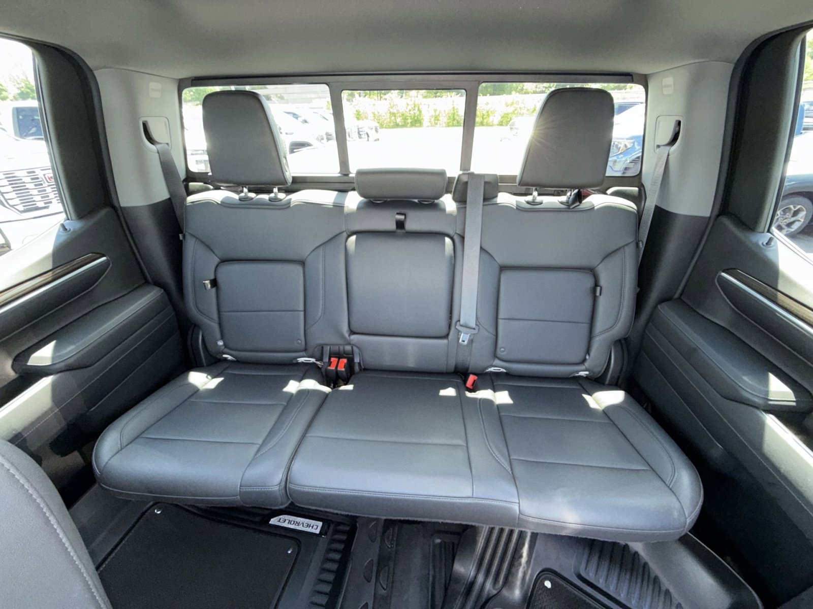 Used 2022 Chevrolet Silverado 1500 RST AWD/4WD image 25