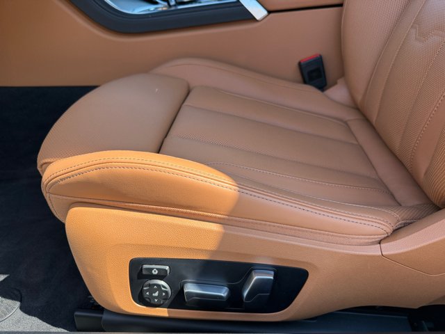 Certified 2025 BMW M850i xDrive Coupe w/ Driving Assistance Package AWD/4WD image 27