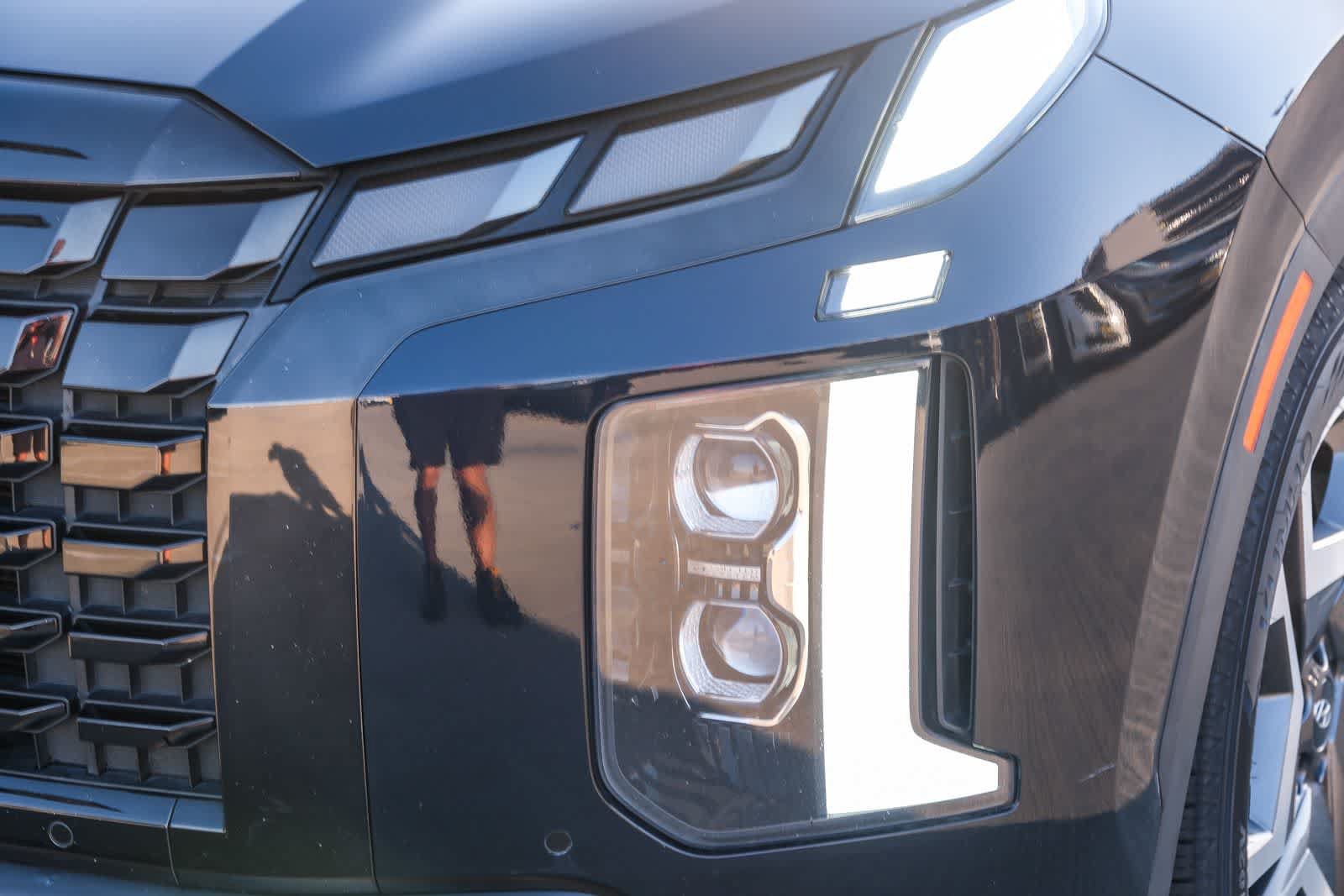 Used 2023 Hyundai Palisade Limited FWD image 12