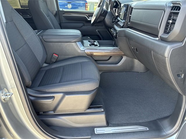 Used 2025 Chevrolet Silverado 2500 LT w/ Trail Boss Package image 15