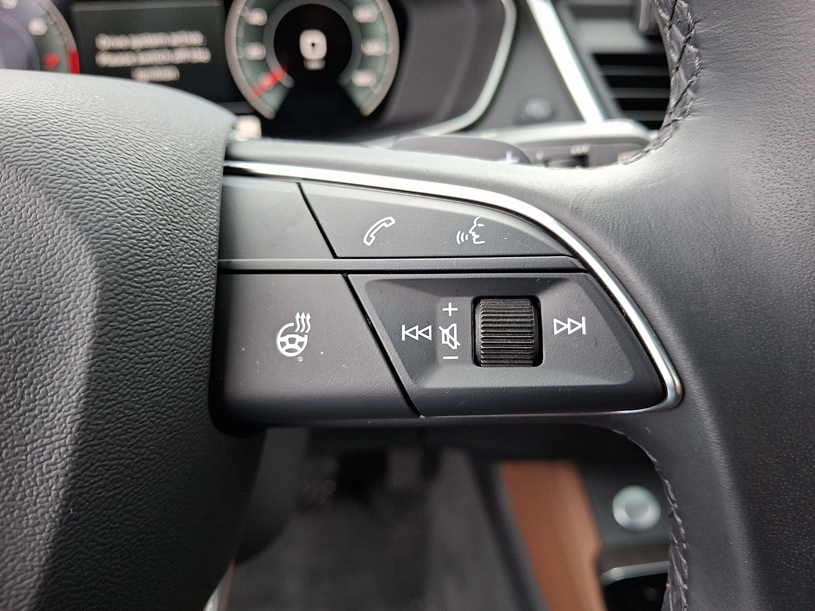 Used 2025 Audi Q5 2.0T Premium Plus image 23