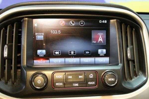 Used 2015 GMC Canyon SLT image 24