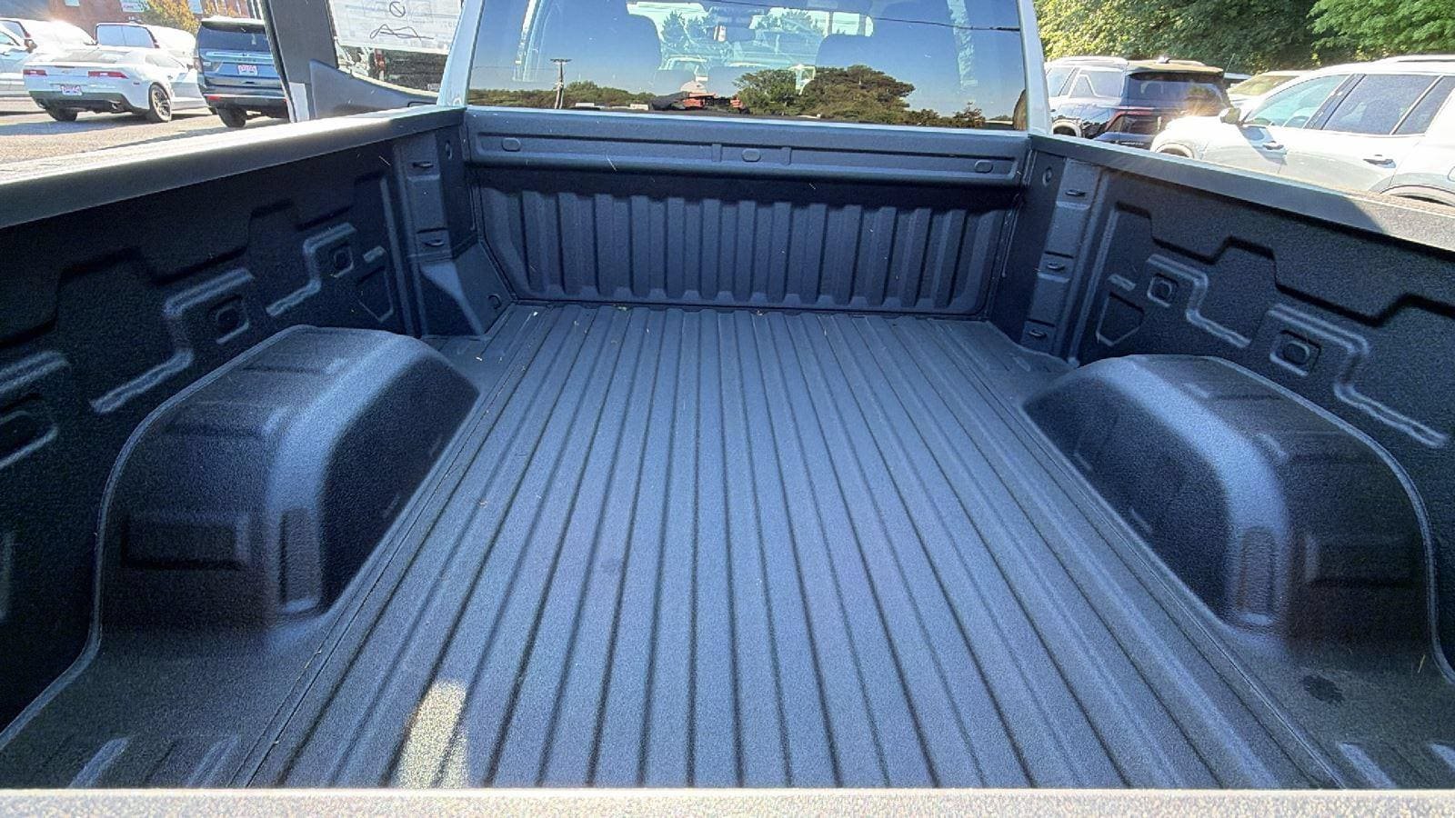 New 2026 Chevrolet Silverado 1500 Custom w/ Turbomax Blackout Package RWD image 10