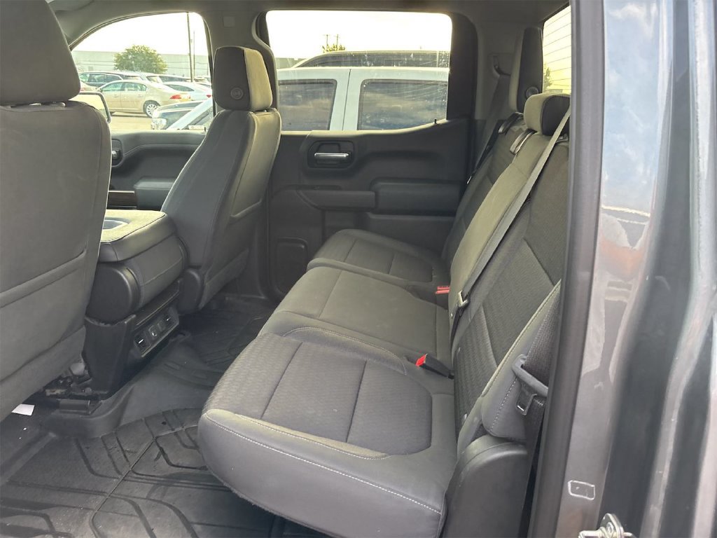 Used 2019 Chevrolet Silverado 1500 LT w/ Texas Edition RWD image 9
