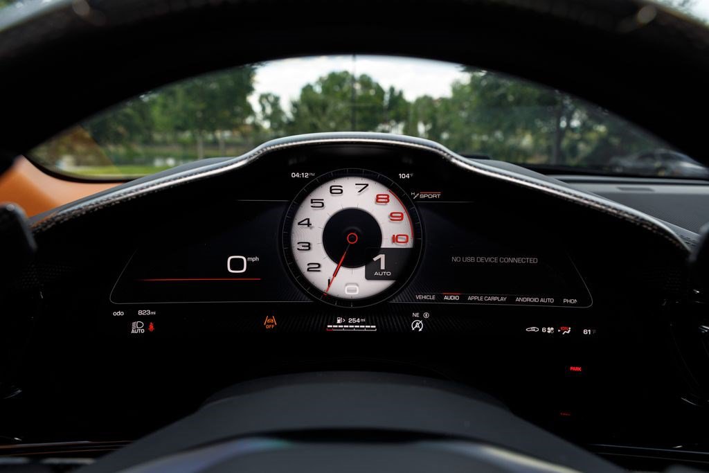 Used 2024 Ferrari Purosangue AWD/4WD image 37