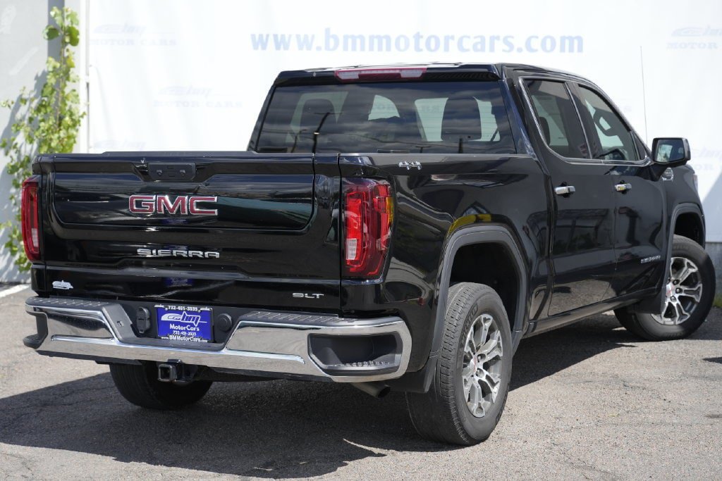 Used 2025 GMC Sierra 1500 SLT AWD/4WD image 3