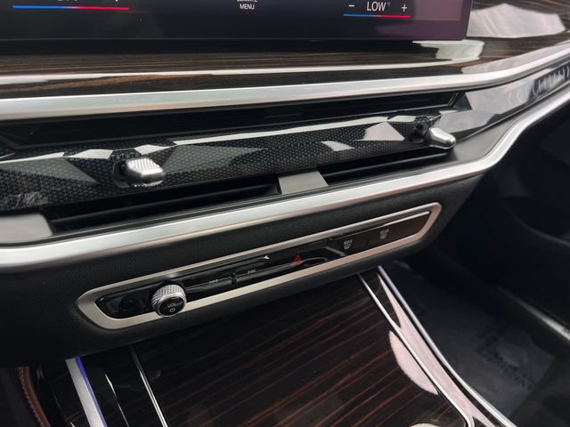 Used 2023 BMW X7 xDrive40i w/ Executive Package AWD/4WD image 32