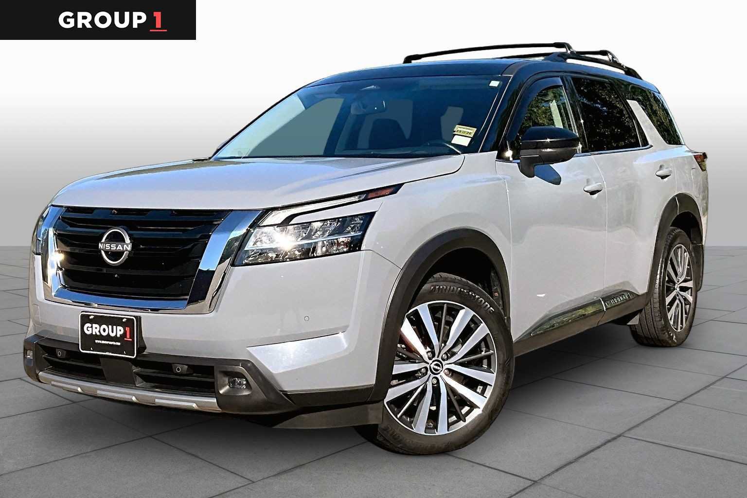Used 2022 Nissan Pathfinder Platinum w/ Cargo Package