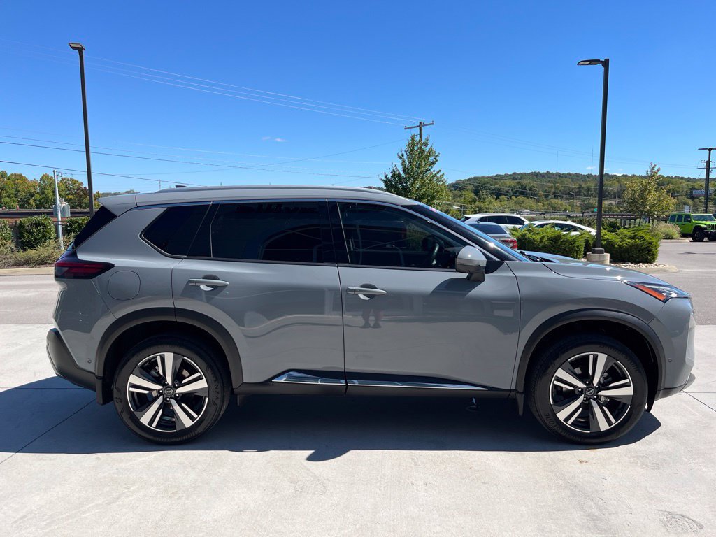 Used 2023 Nissan Rogue SL w/ SL Premium Package FWD image 23