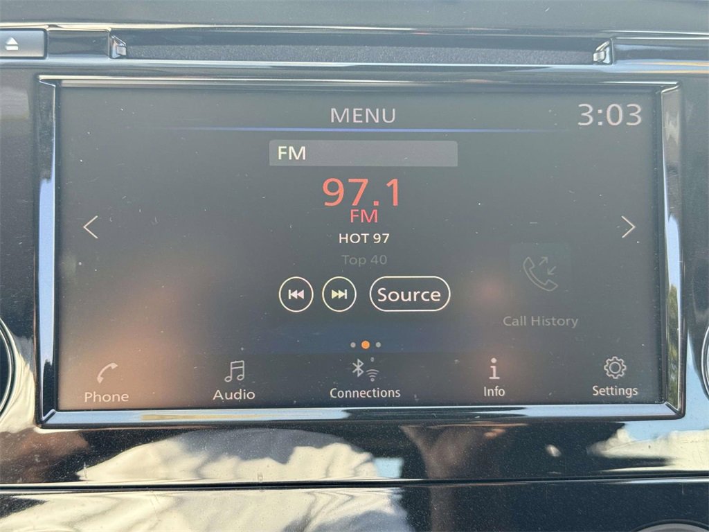 Used 2020 Nissan Rogue Sport S image 21