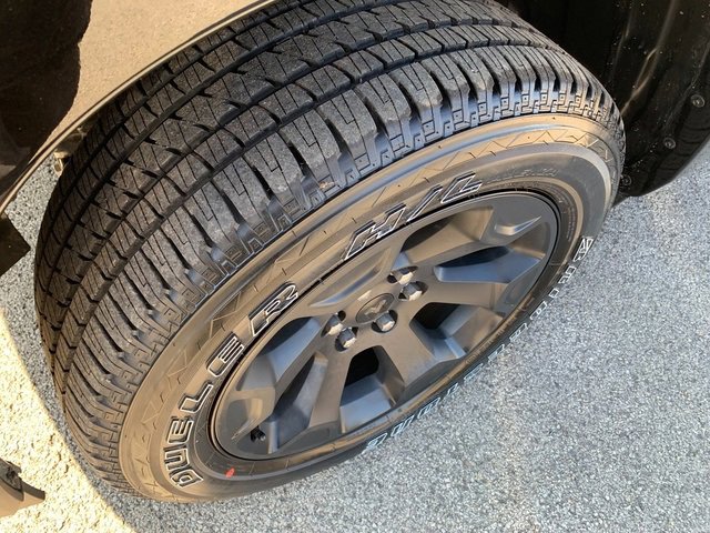 New 2026 RAM 1500 4x4 Crew Cab image 11