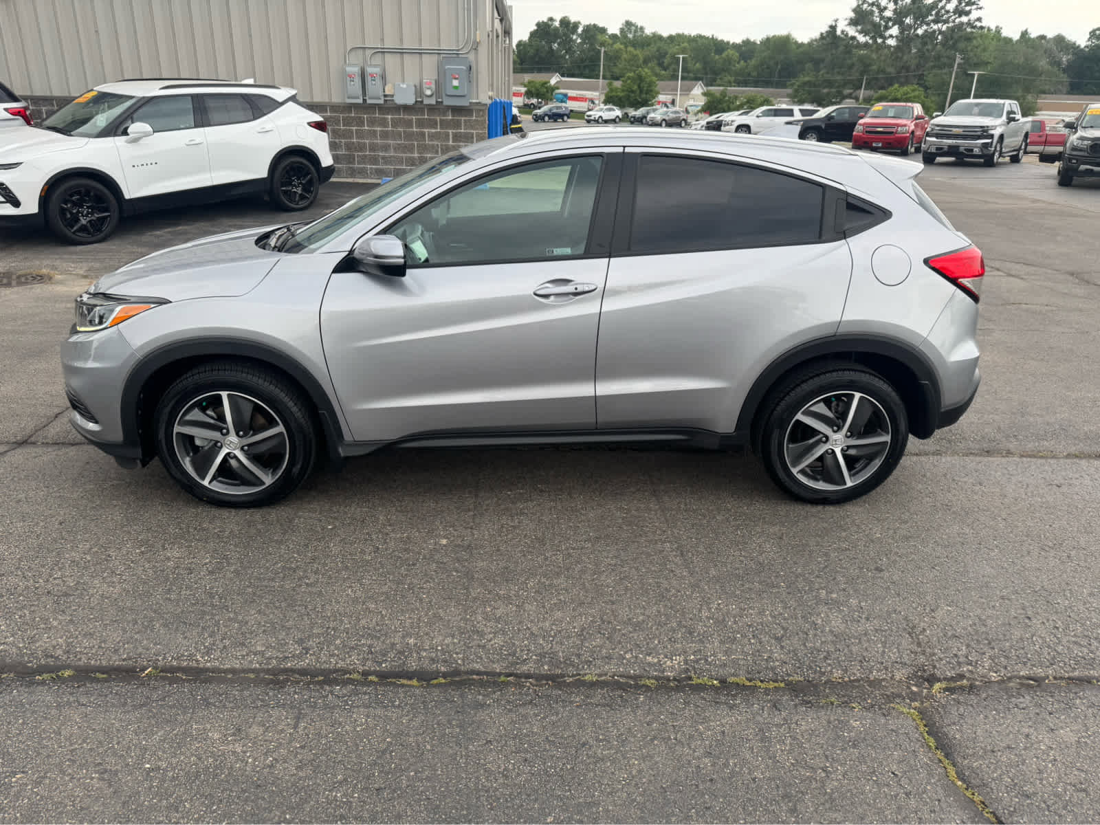 Used 2022 Honda HR-V EX image 6