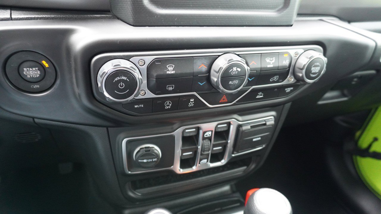 Used 2021 Jeep Wrangler Unlimited Sport image 18