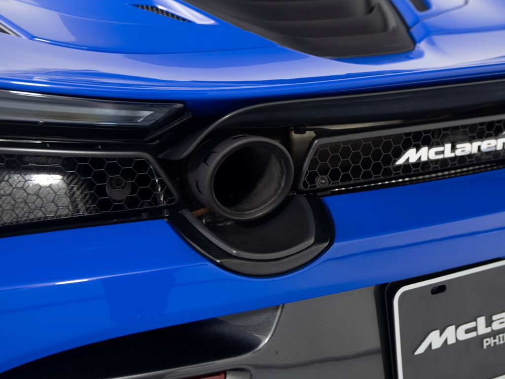 Used 2020 McLaren 720S Spider RWD image 42