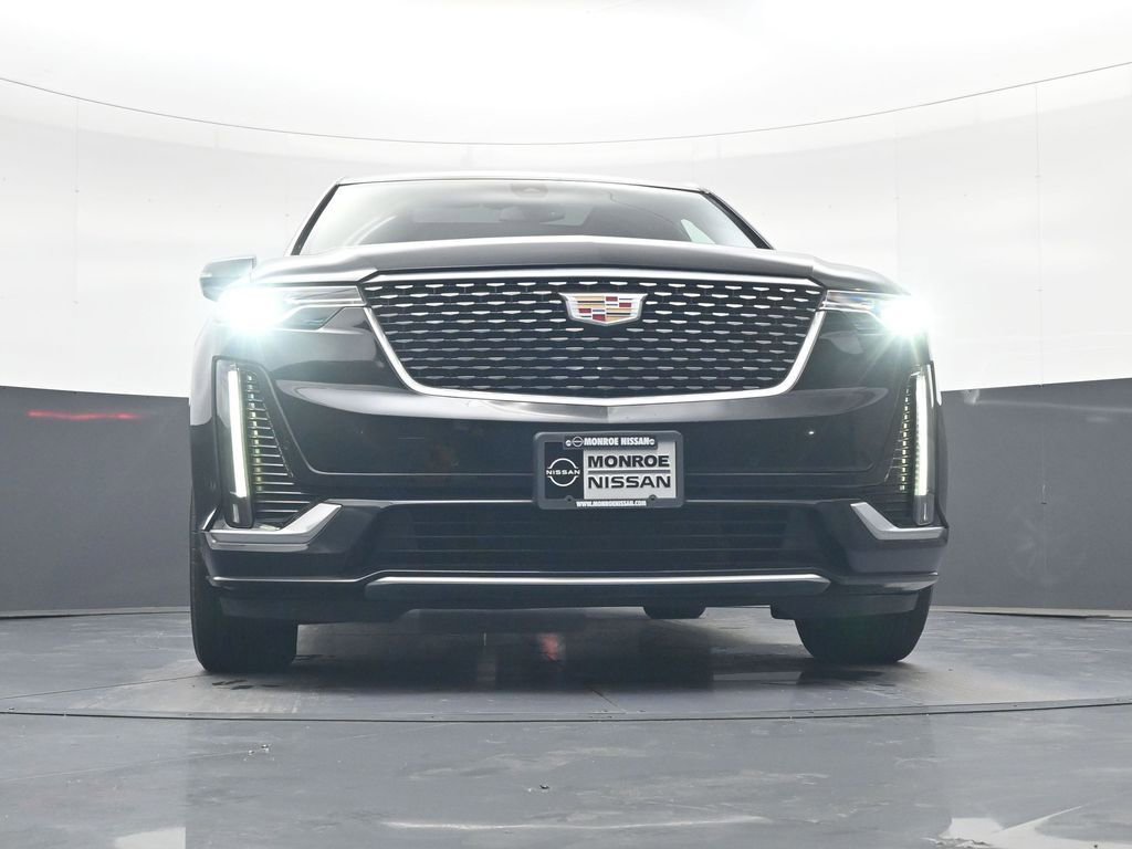 Used 2023 Cadillac XT6 Premium Luxury image 19