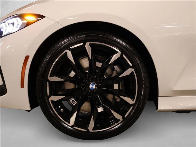 Used 2026 BMW 330i xDrive Sedan w/ M Sport Package AWD/4WD image 10