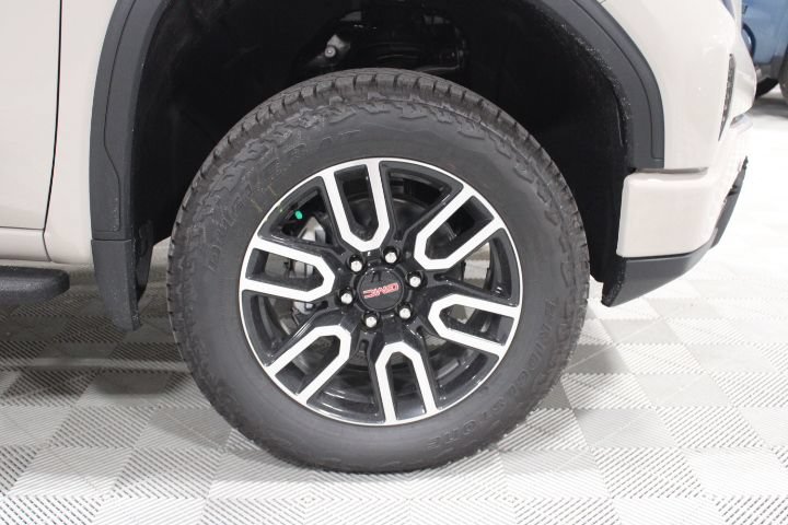 New 2026 GMC Sierra 1500 AT4 w/ AT4 Premium Package AWD/4WD image 47