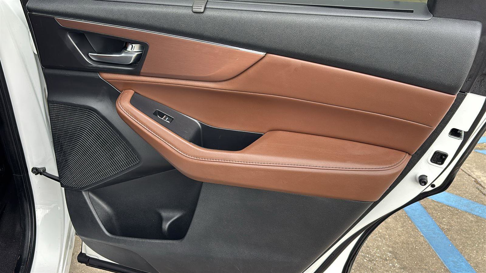 Used 2022 Acura MDX FWD w/ Technology Package image 21