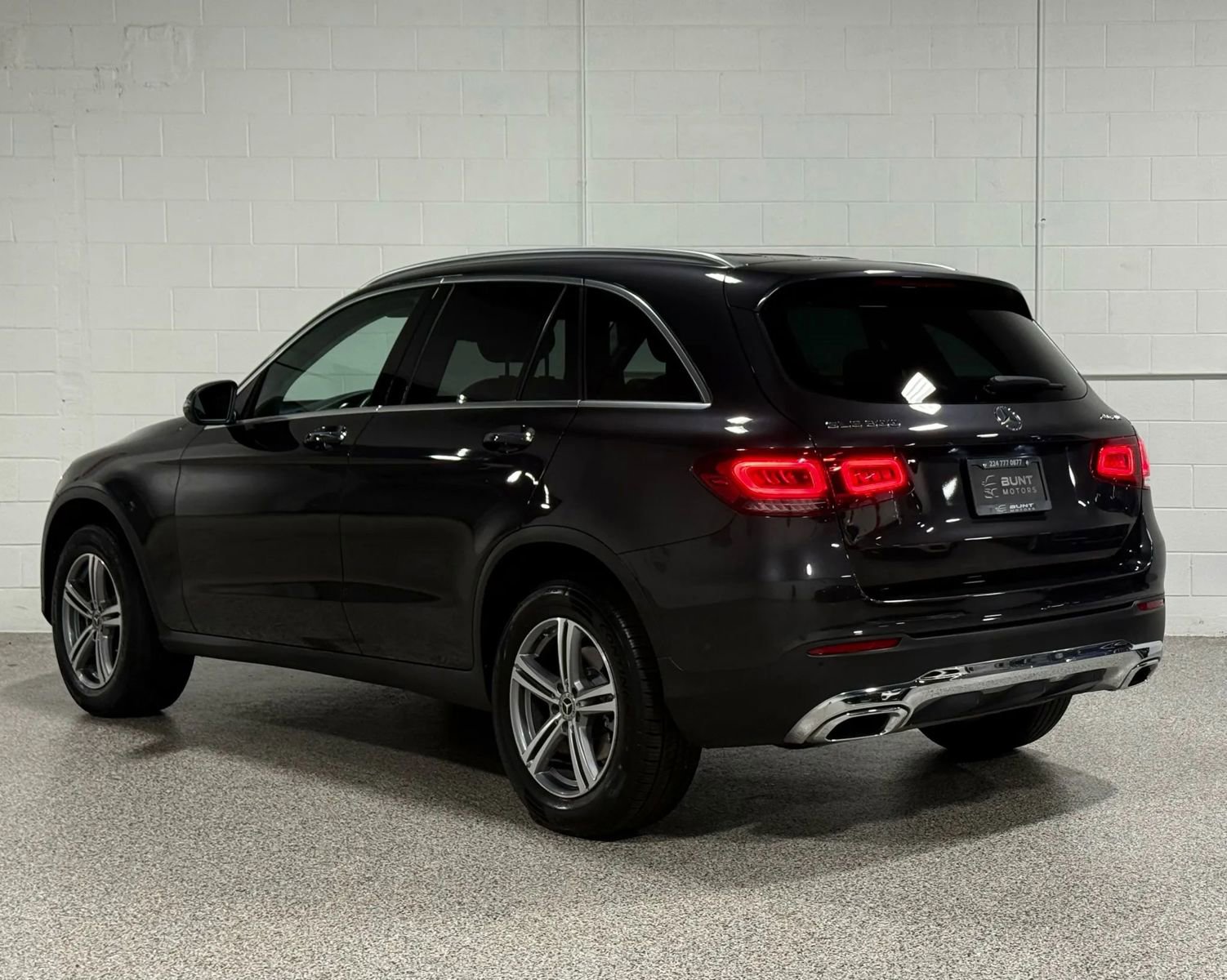 Used 2021 Mercedes-Benz GLC 300 GLC 300 4MATIC Sport Utility 4 image 8