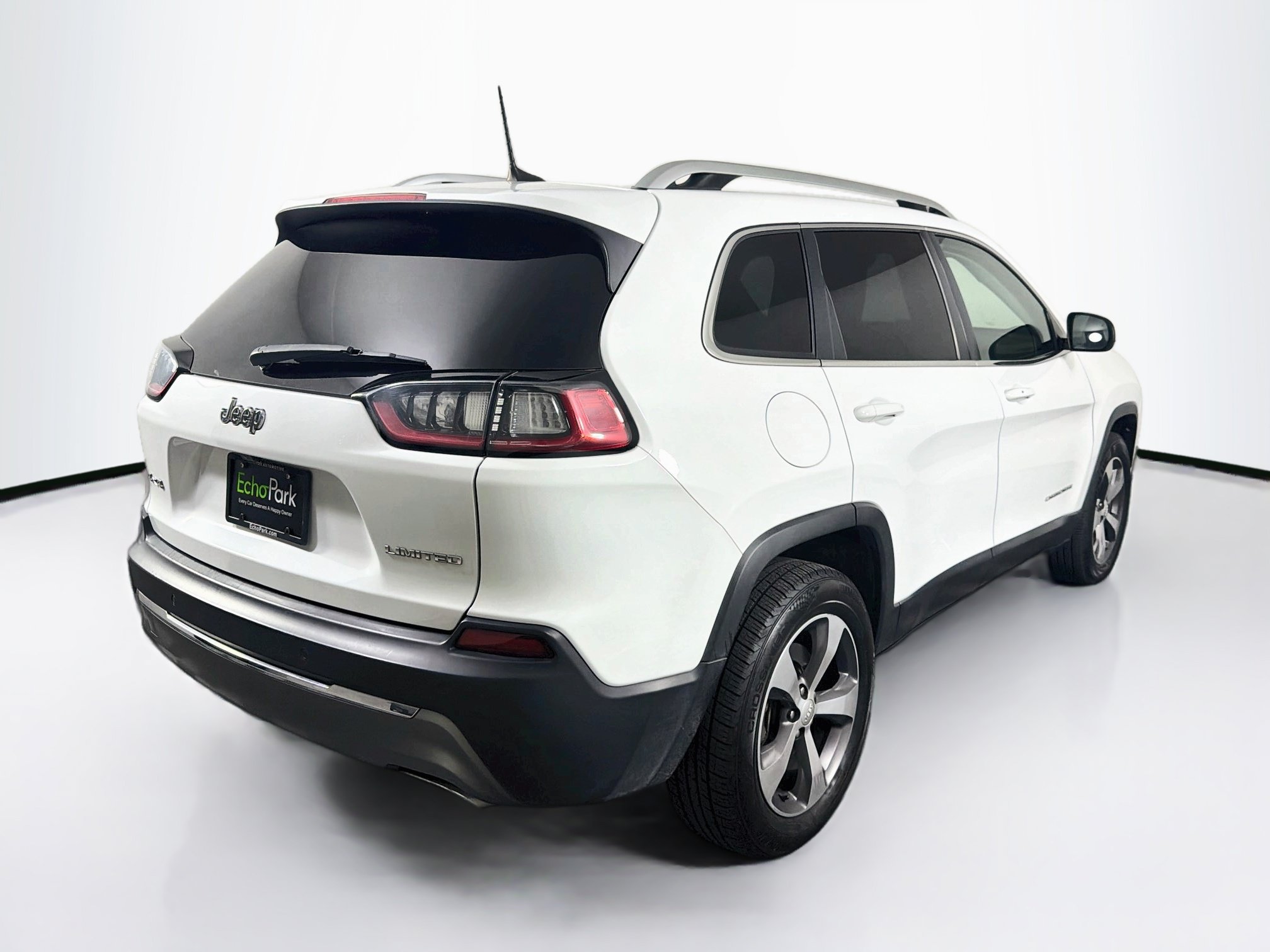 Used 2020 Jeep Cherokee Limited AWD/4WD image 9