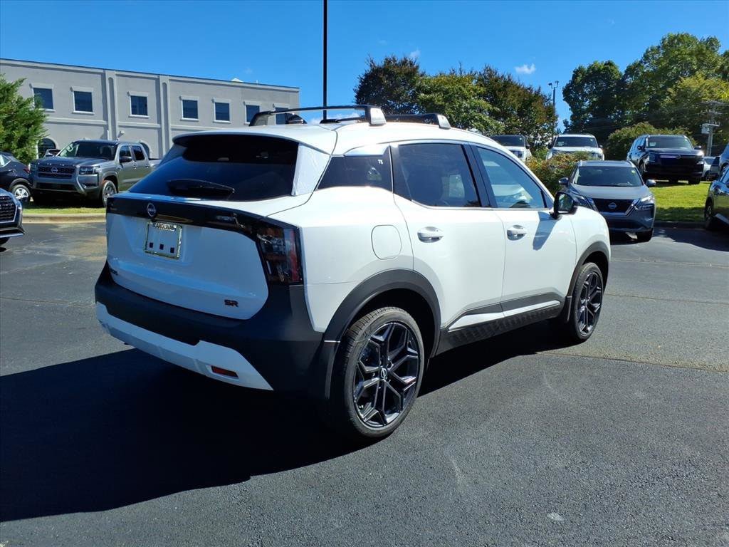 New 2026 Nissan Kicks SR w/ SR Premium Package FWD video 3