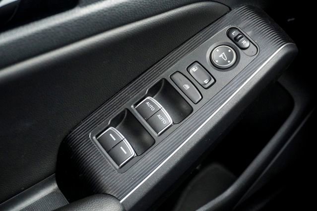 Used 2022 Honda Civic Touring image 26