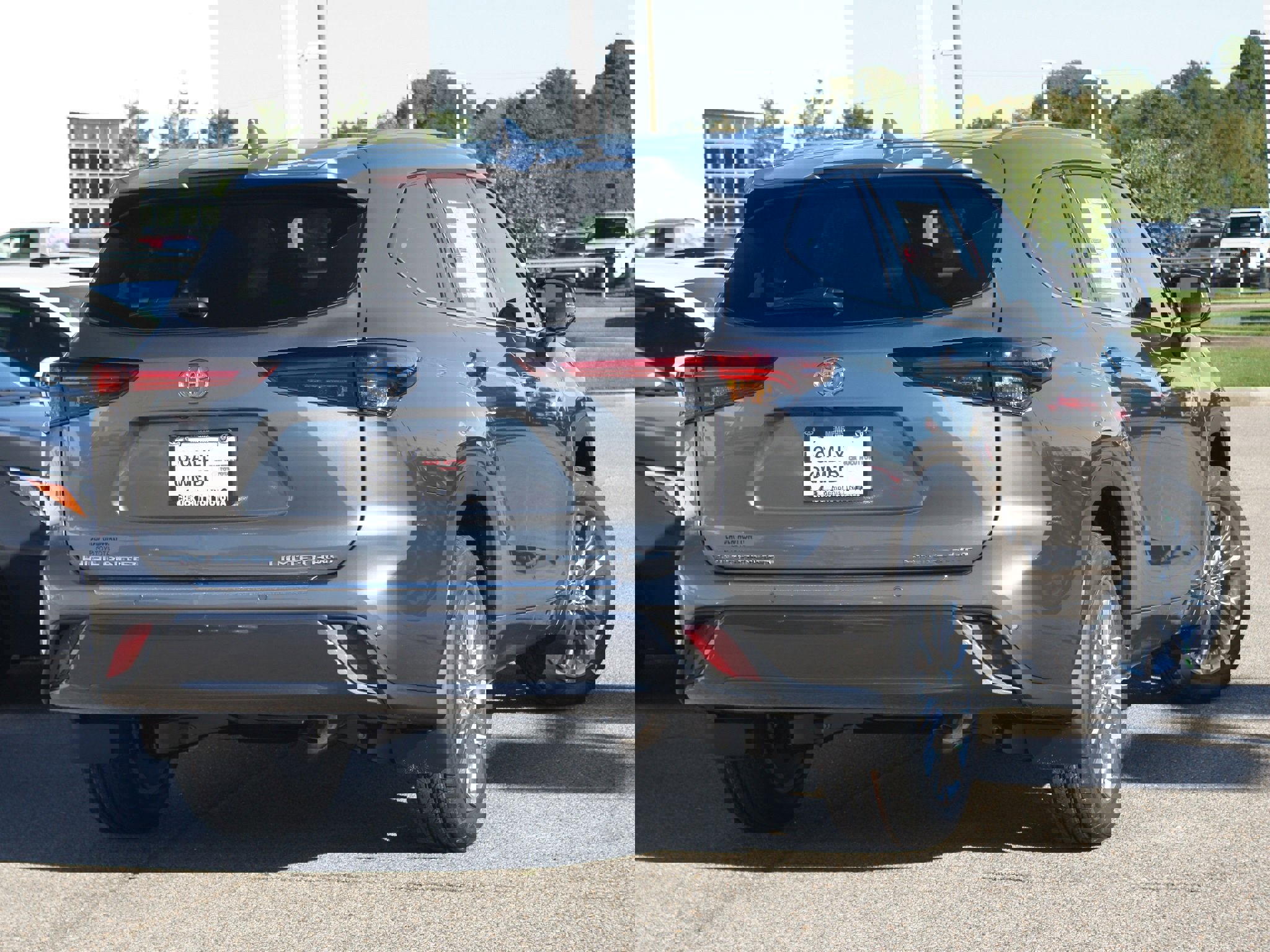 Used 2025 Toyota Highlander Limited image 24