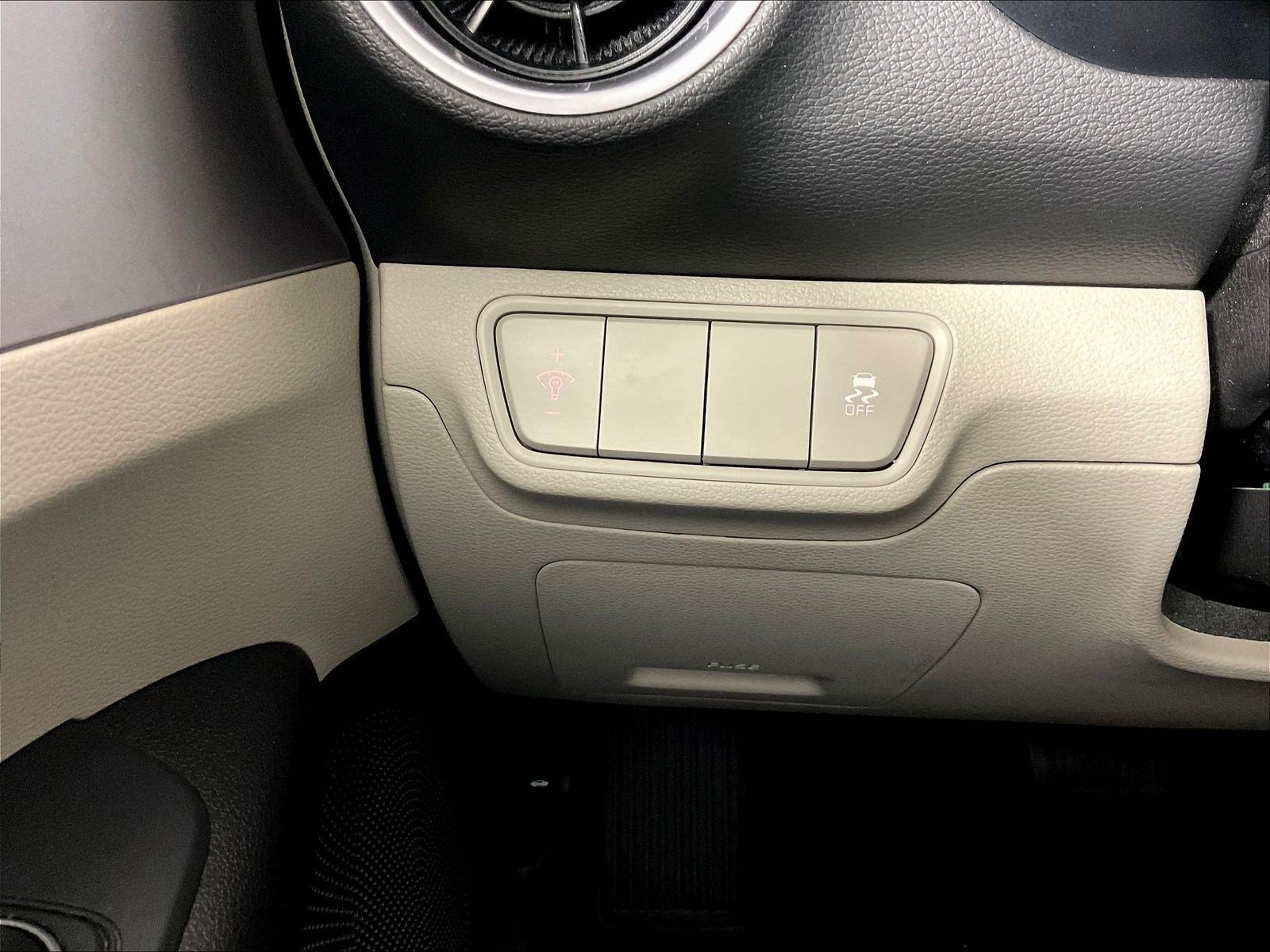 Used 2023 Kia Forte LXS FWD image 14