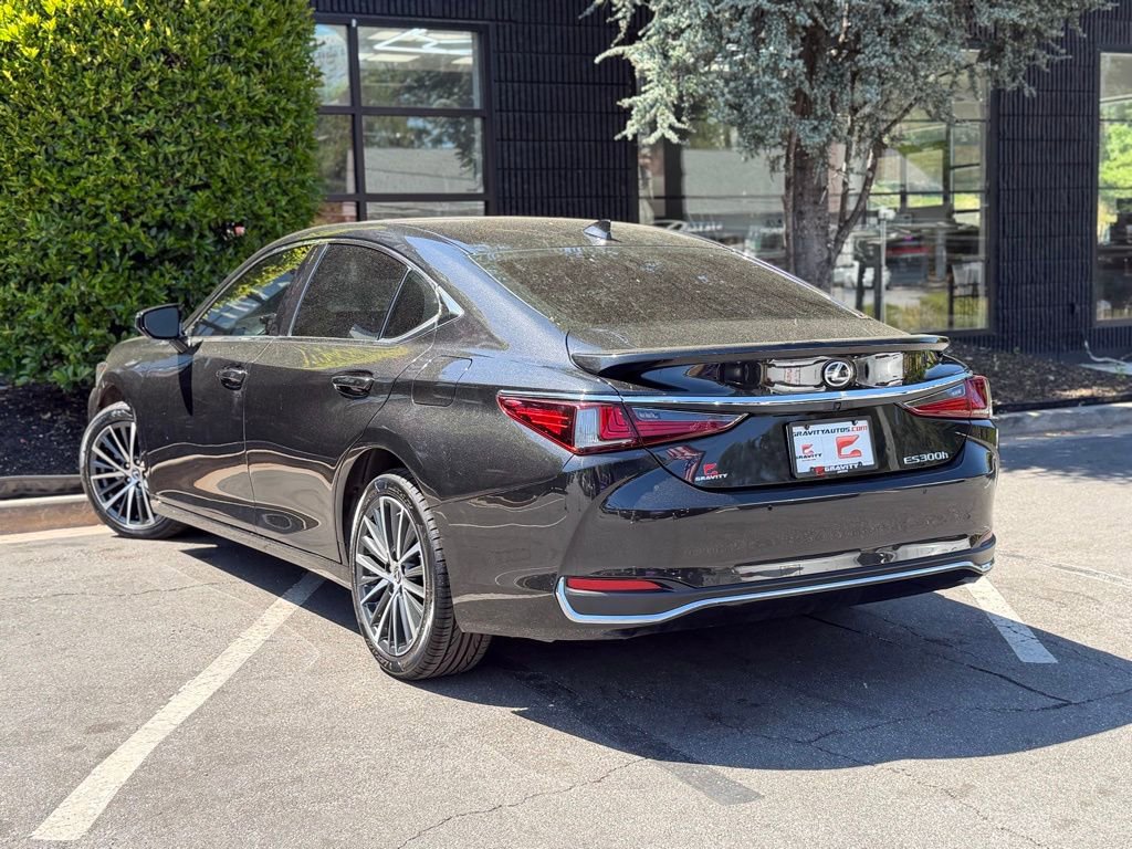 Used 2025 Lexus ES 300h w/ Premium Package image 19
